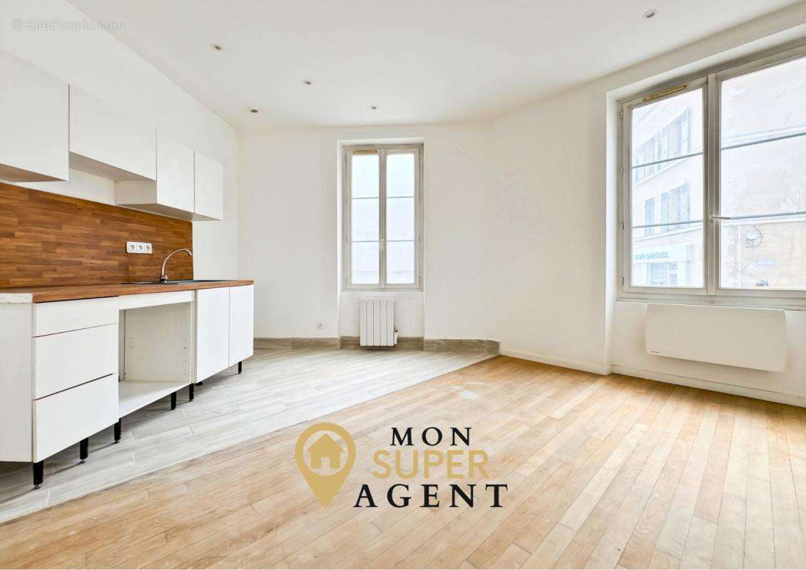 Appartement à MELUN