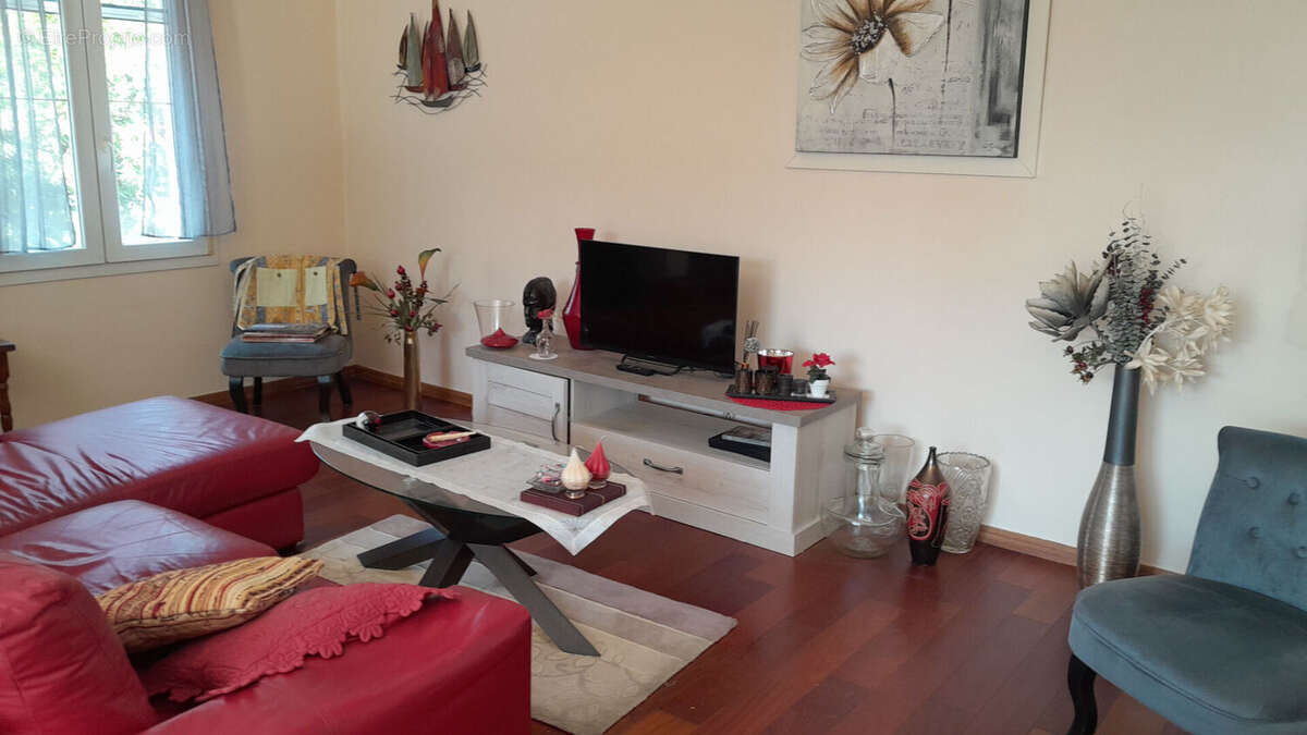 ROCHEFORT - Maison de  plain-pied  - 3 chambres - 2 garages - jardin - photo 6