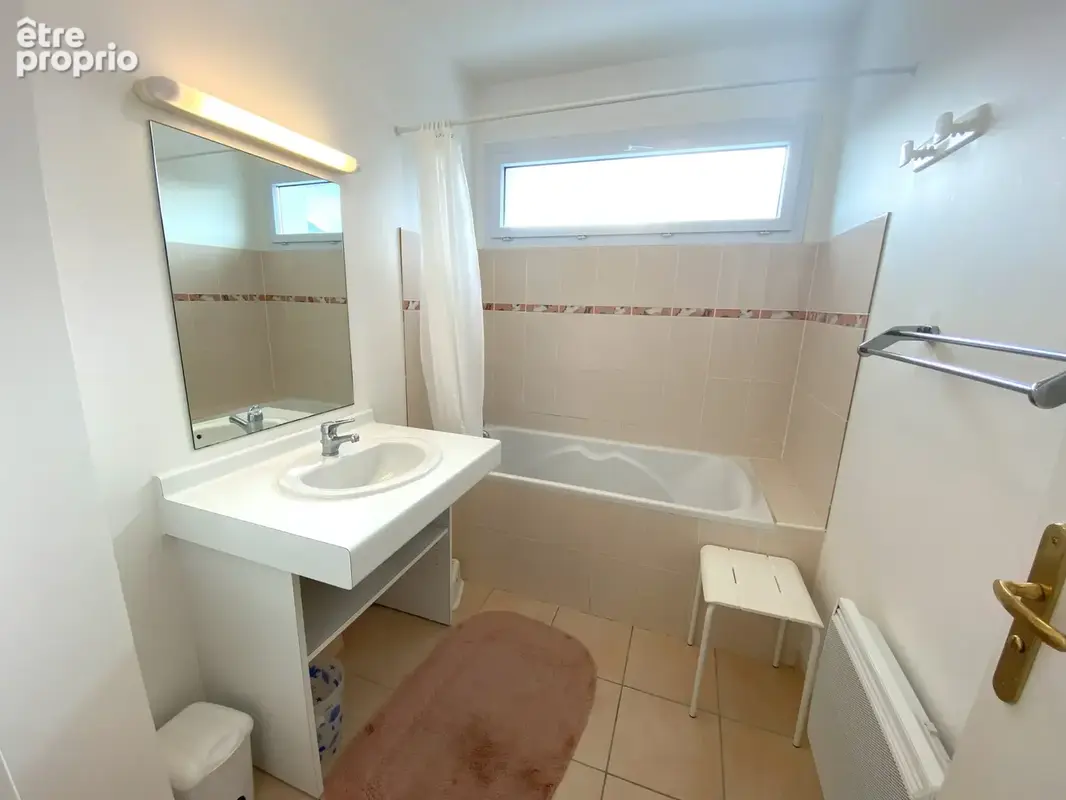 Bel appartement de 70M2 en Plein Centre-Ville - photo 4