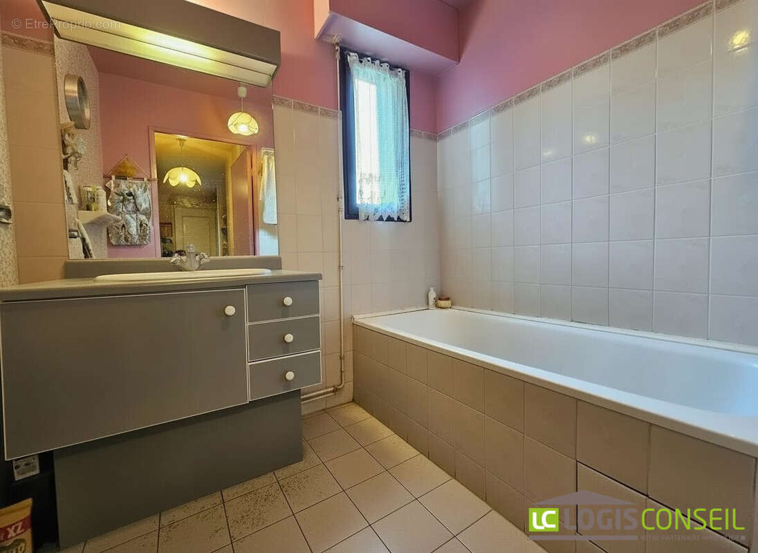 Appartement à CHATILLON