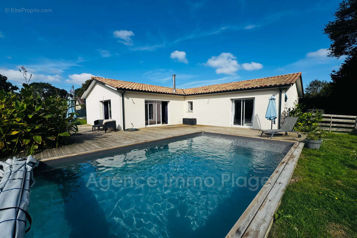 Maison 130 m² à Saint-Vivien-De-Medoc  - photo 2