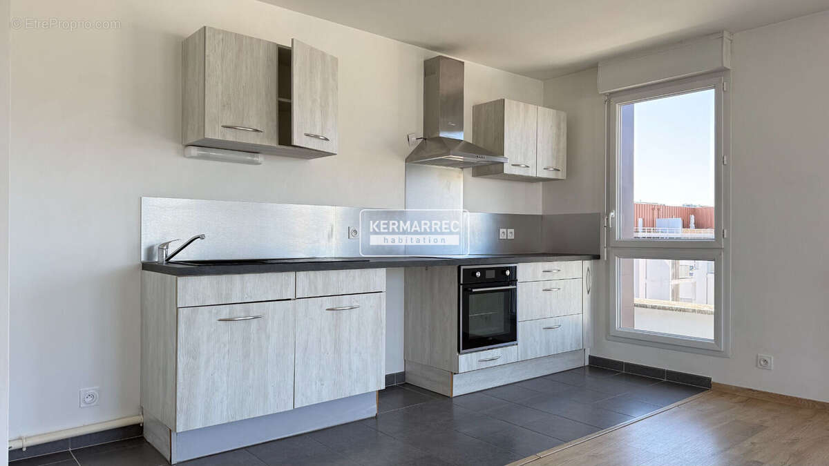 VERTOU BEAUTOUR - Appartement T4 lumineux avec terrasse et 2 parkings en sous-sol - photo 5