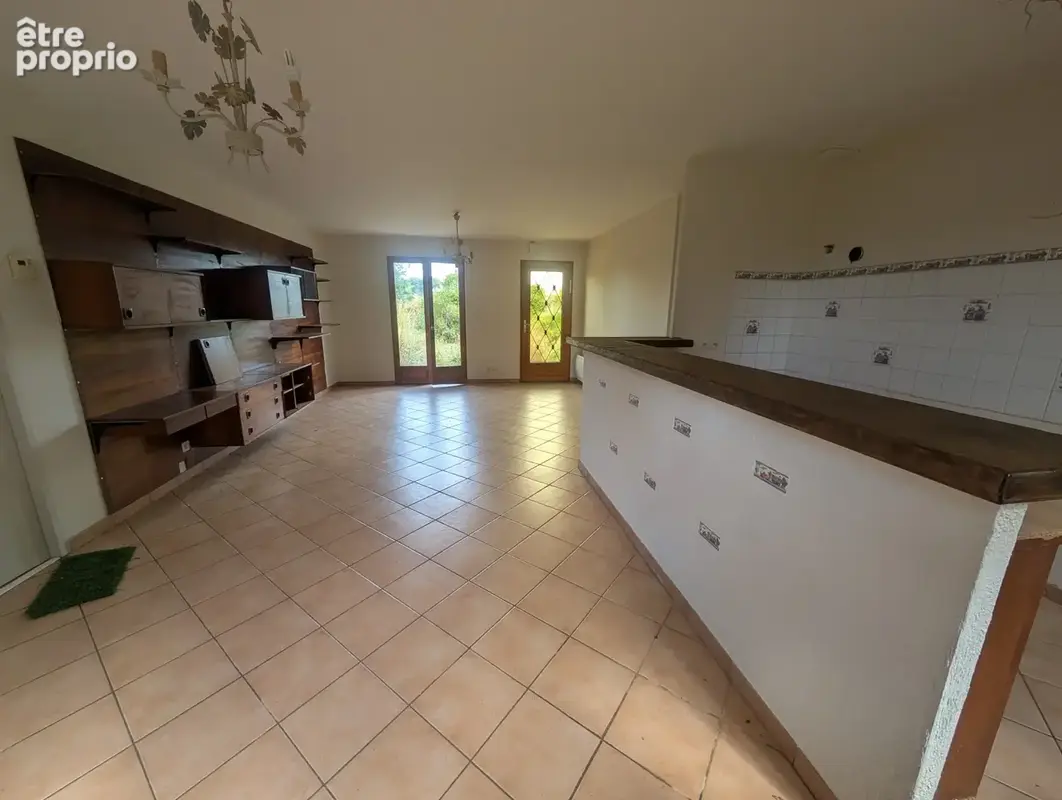 Maison de plain-pied avec jardin - photo 2