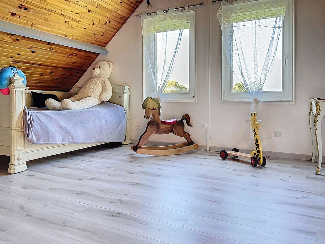 Maison à PICAUVILLE