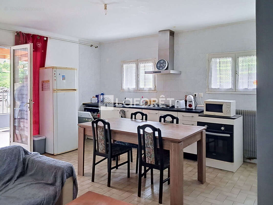 Appartement à JOUDES