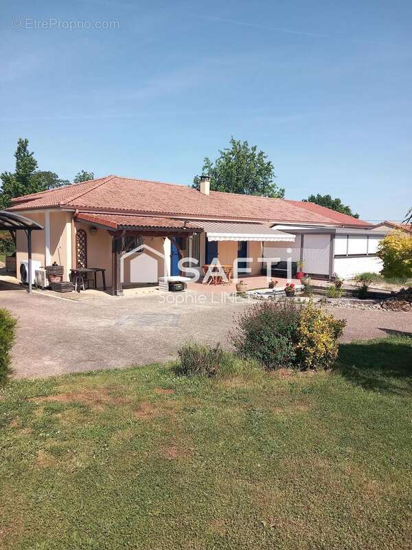 Photo 2 - Maison à BELLAC