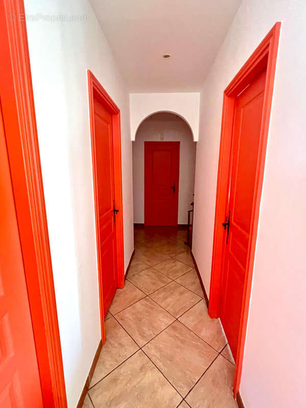 Maison à SAINT-MARTIN-DU-VAR