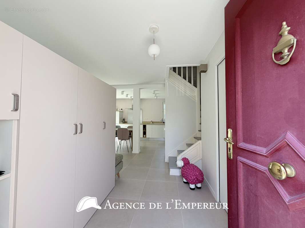 Maison à NANTERRE