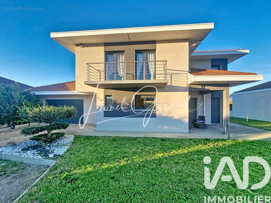 Photo 1 - Maison à BREZINS