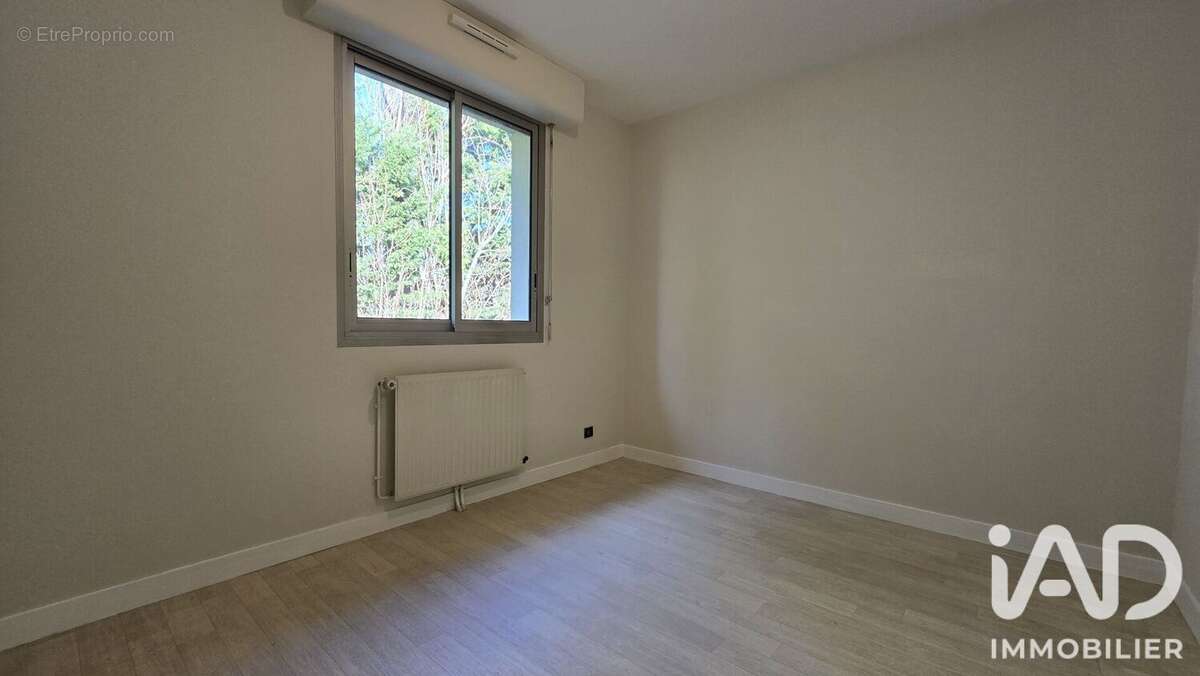 Appartement 65 m² à Niort  - photo 9