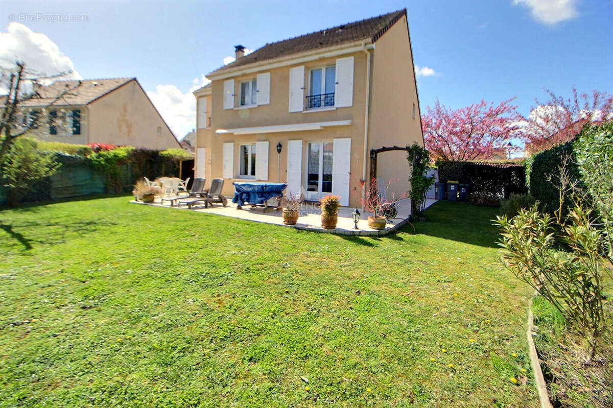 Maison à VERNOUILLET