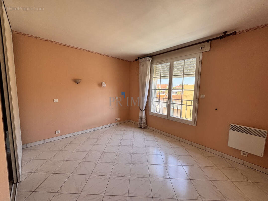 Appartement à SAINT-RAPHAEL