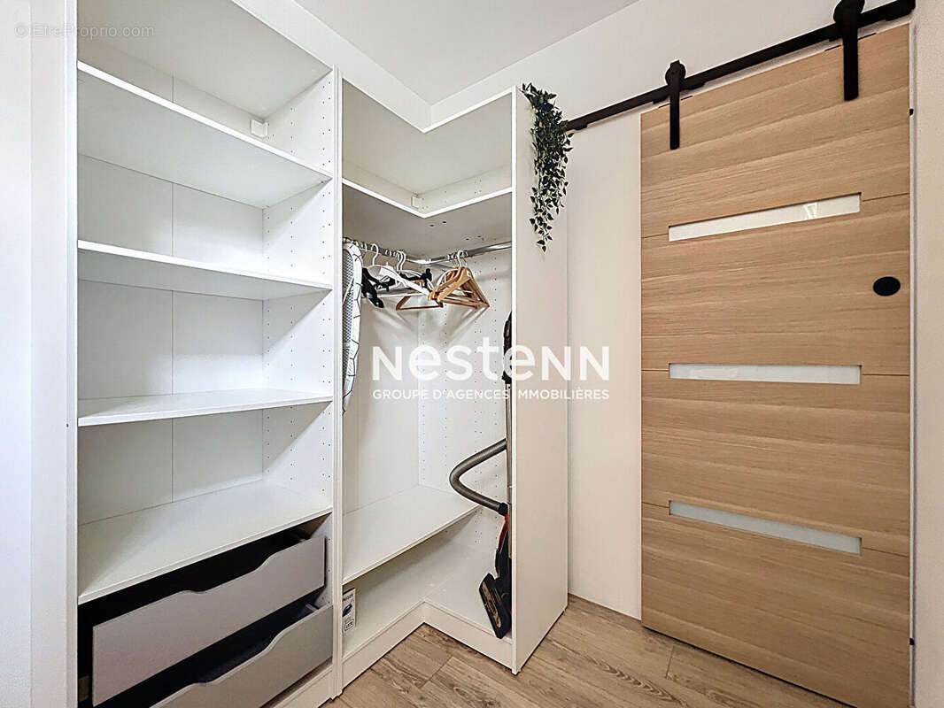 Appartement à VALLAURIS