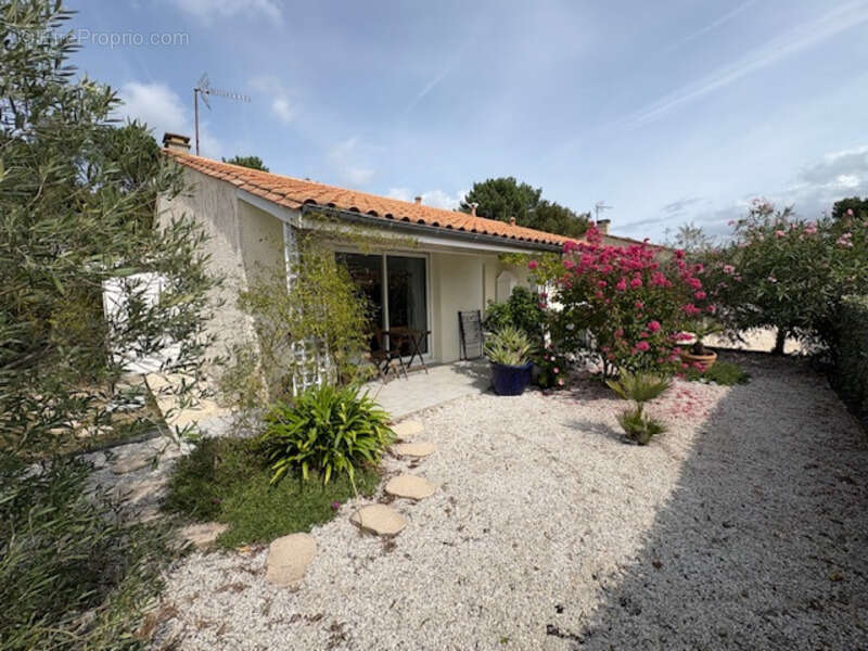 Maison à LE HAILLAN