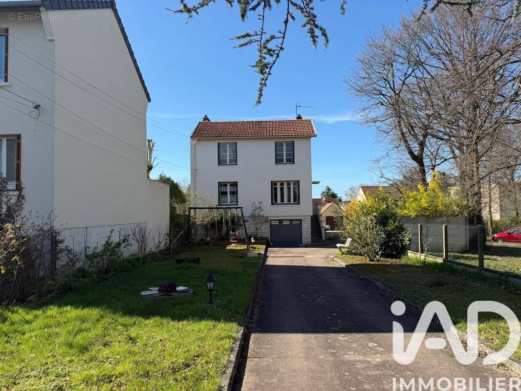Photo 1 - Maison à SAINT-MICHEL-SUR-ORGE