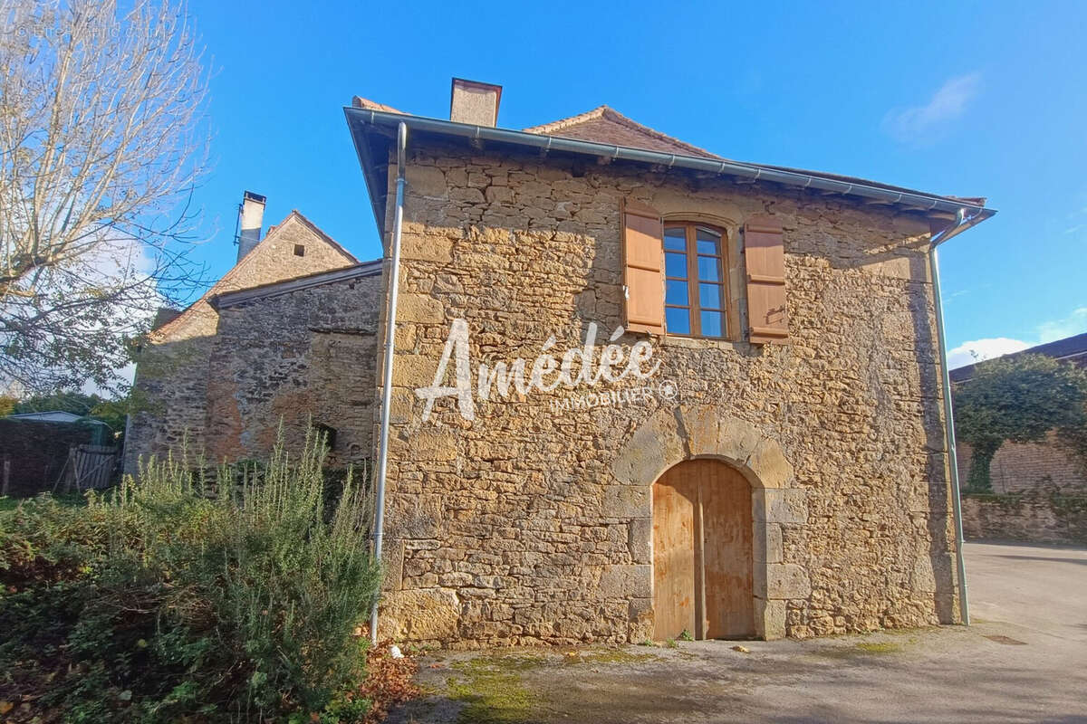 Maison à SAINT-MEDARD-DE-PRESQUE