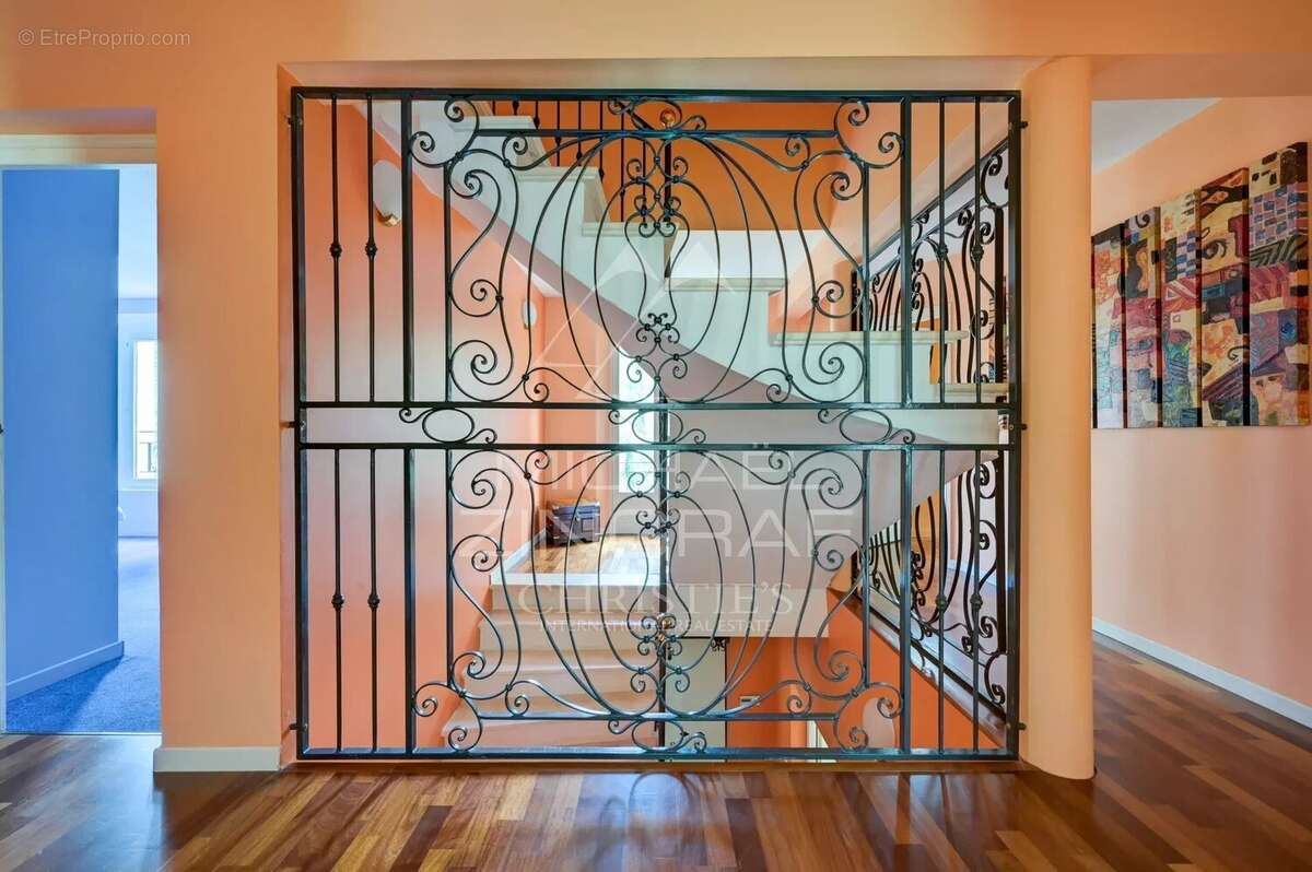 Maison à SAINT-MARC-JAUMEGARDE