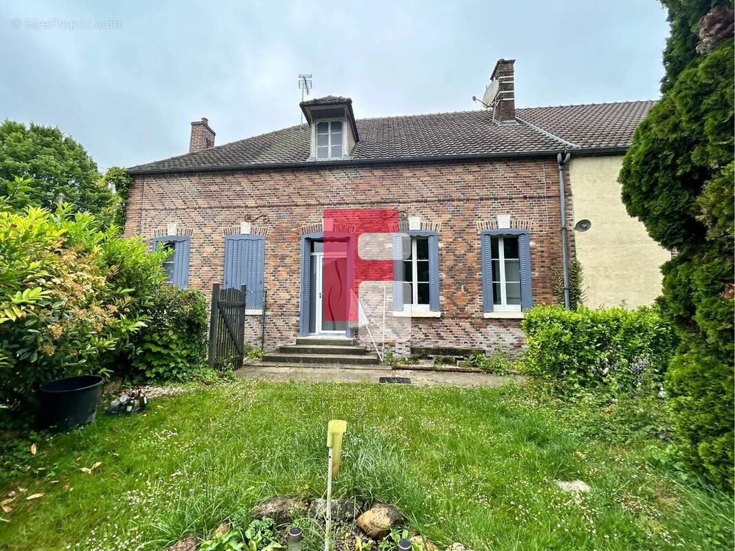 Maison à SAINT-FLAVY