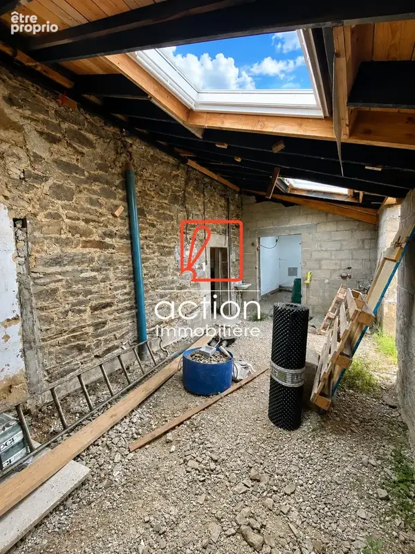 Maison de bourg de 100m2 à rénover entièrement - La Roche-Jaudy - photo 9
