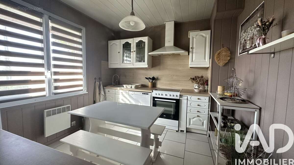 Maison 110 m² à Nargis  - photo 8