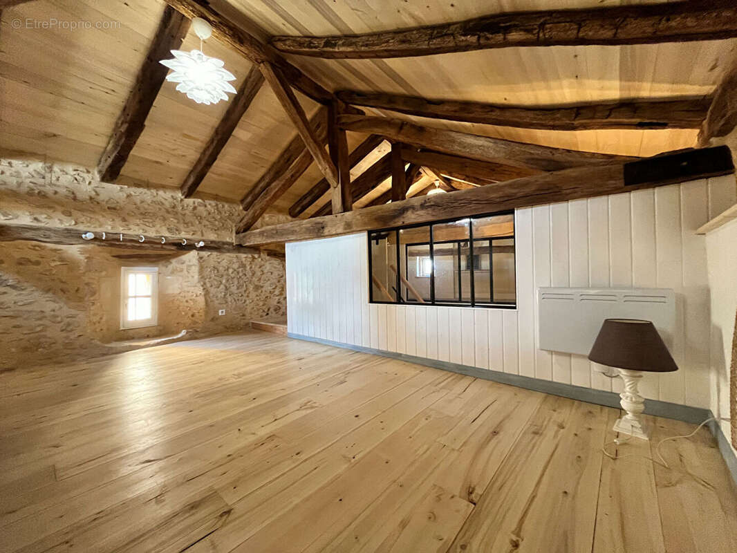Maison à BEAUMONT-DU-PERIGORD