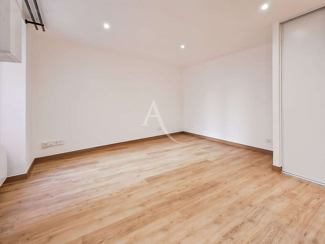 Appartement à ARPAJON