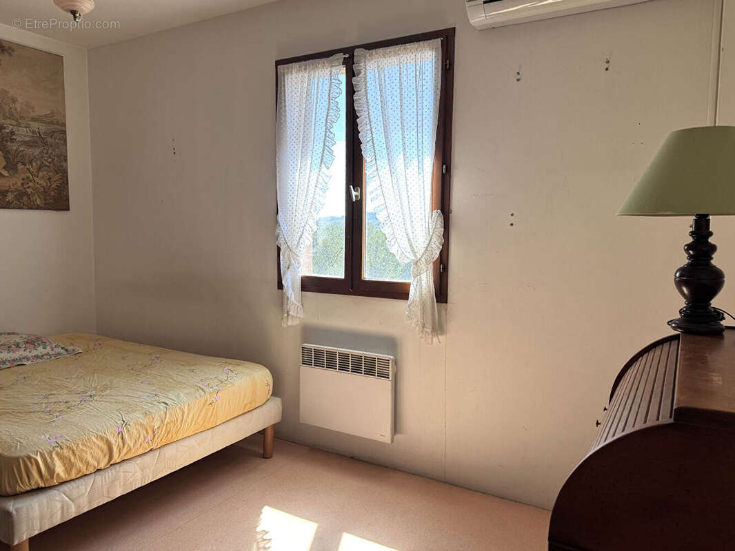 Maison à LES ANGLES