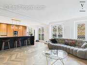 Appartement à PARIS-3E