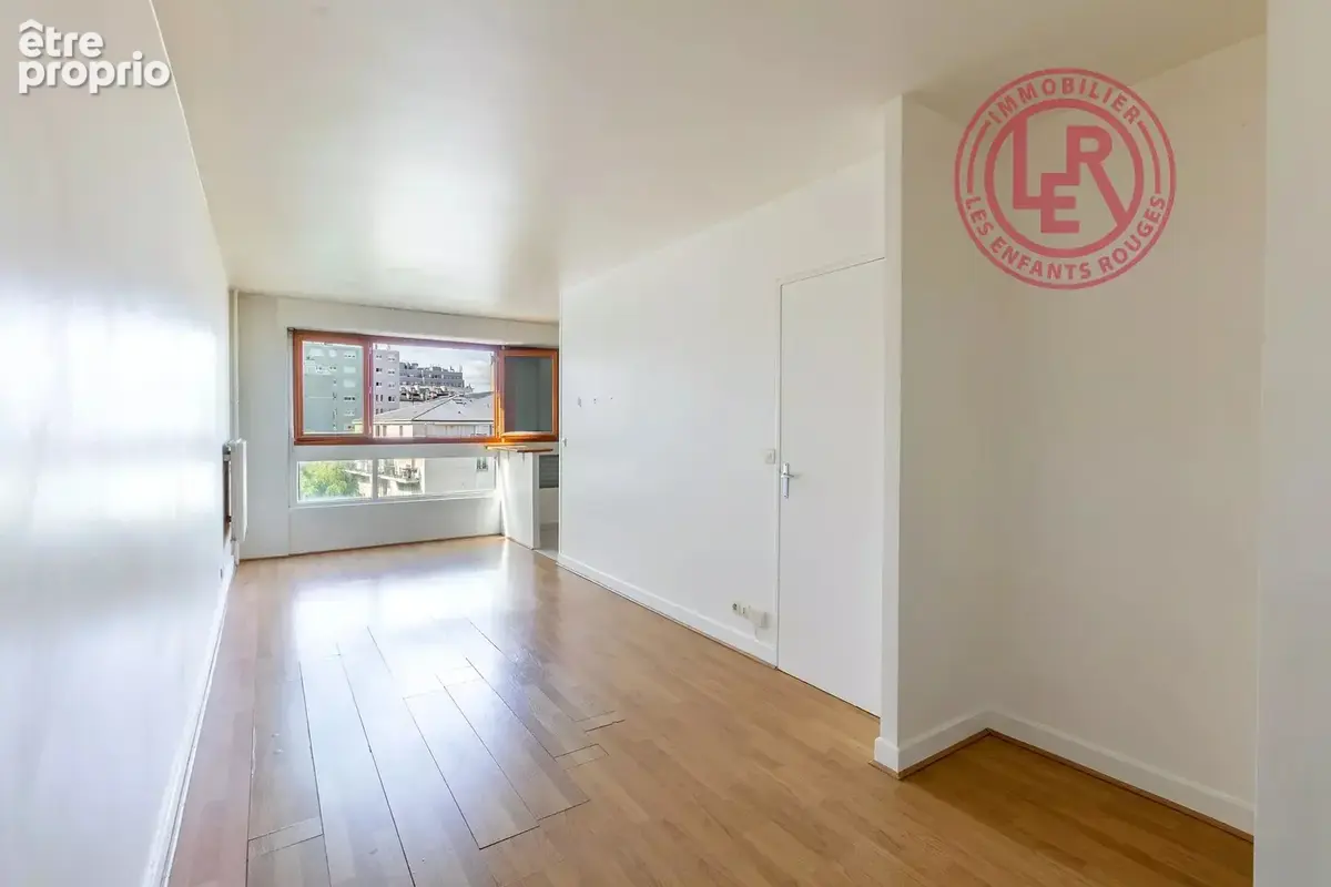 Appartement à PARIS-10E