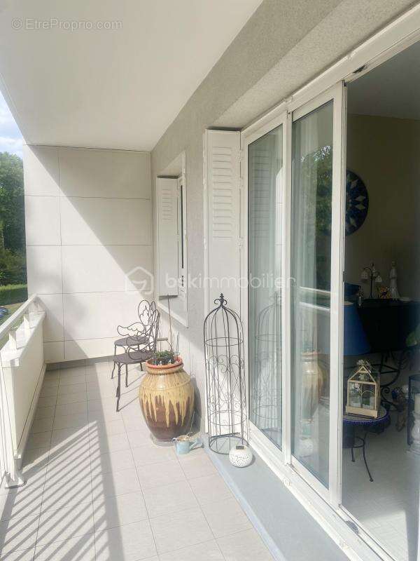 Joli appartement de 85 m² face à la forêt de Saint Cucufa - photo 3
