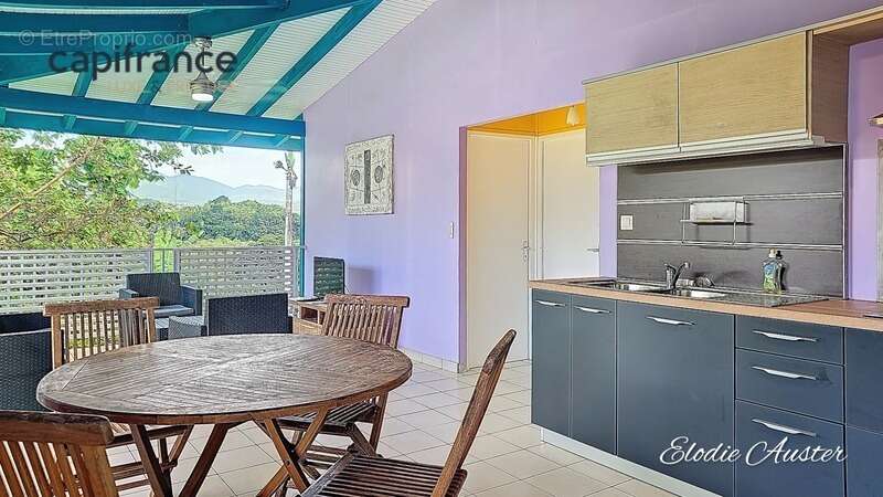 Maison à PETIT-BOURG