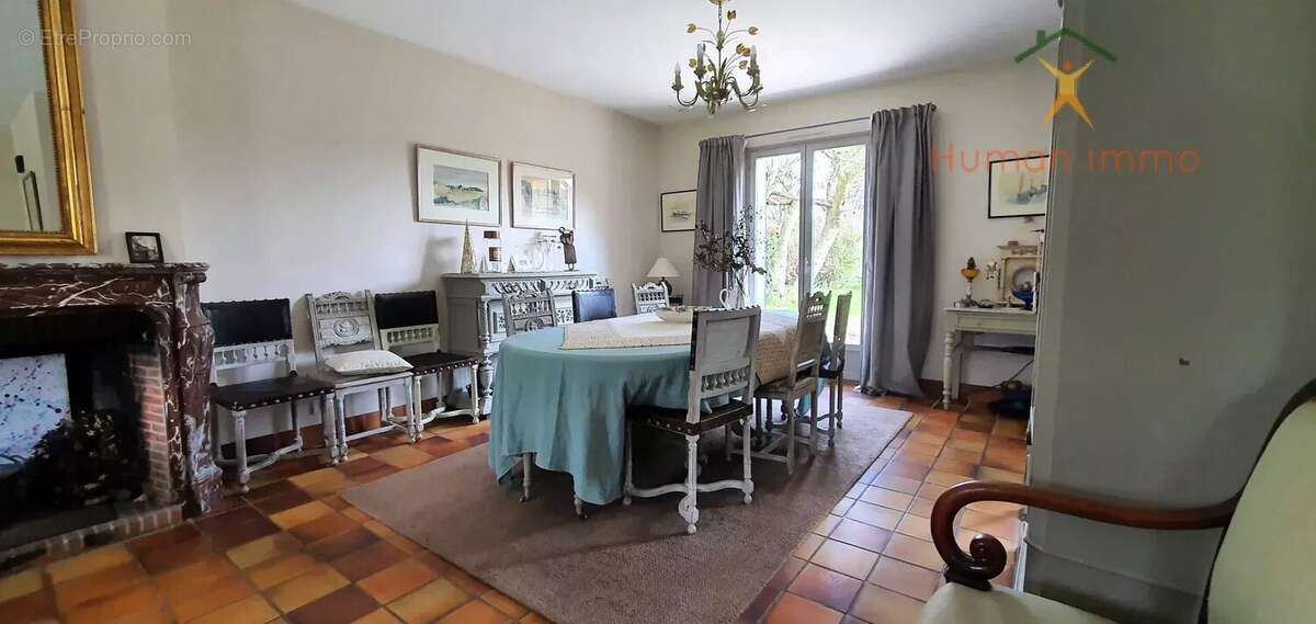 Maison à VERRIERES-LE-BUISSON