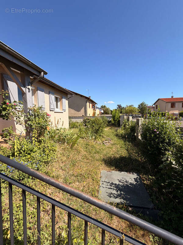Maison à VAULX-EN-VELIN