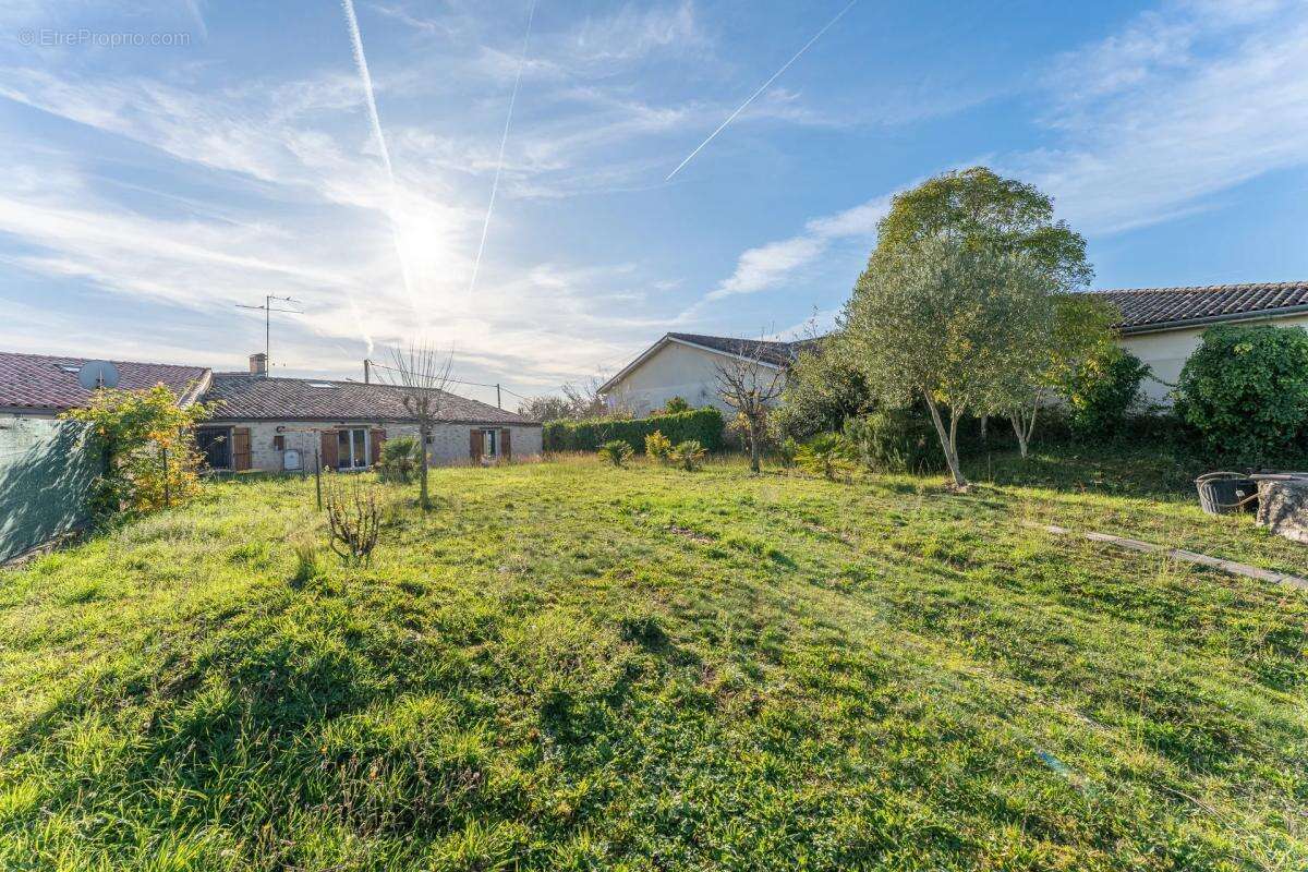 Maison à SAUVETERRE-DE-GUYENNE