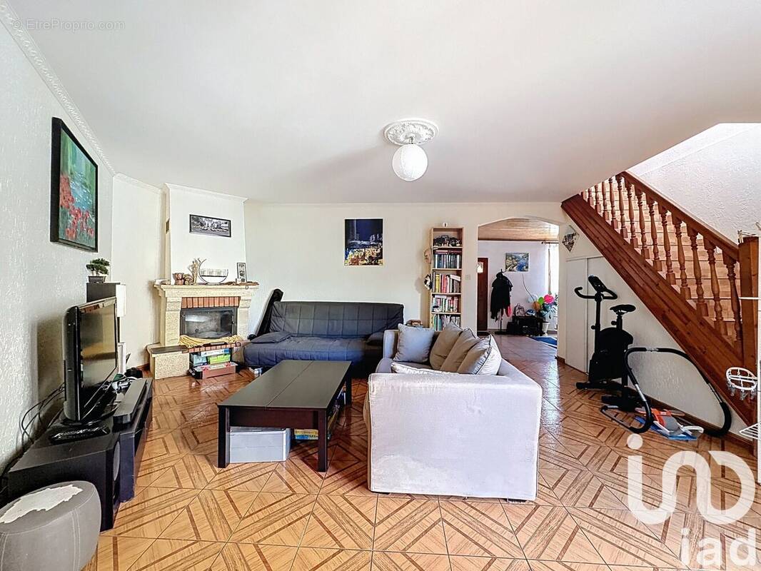 Photo 1 - Maison à CHEVREUSE