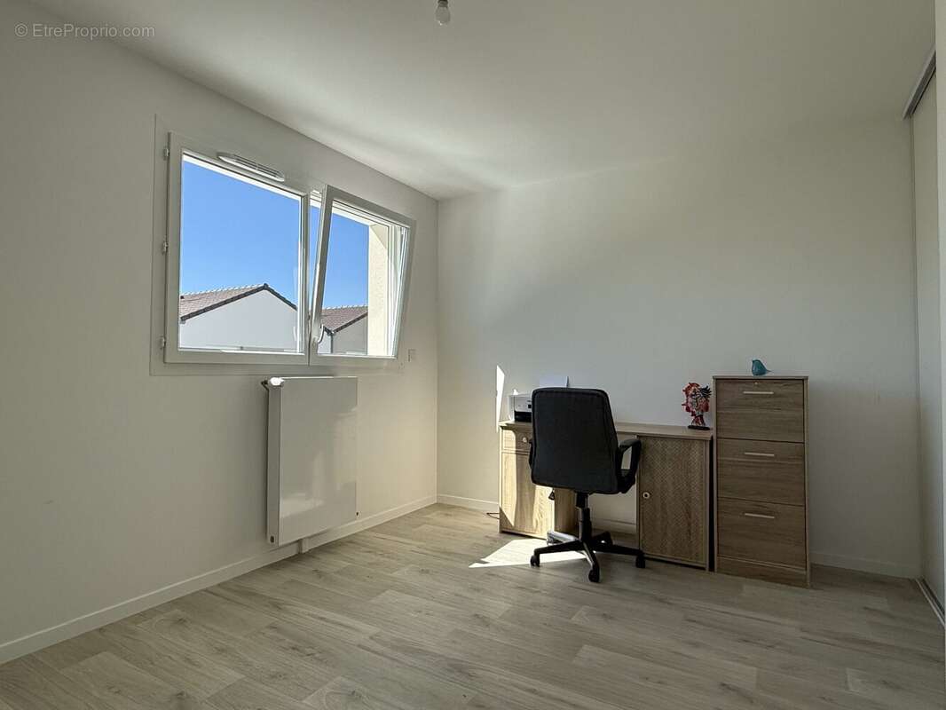 Maison à BEZANNES