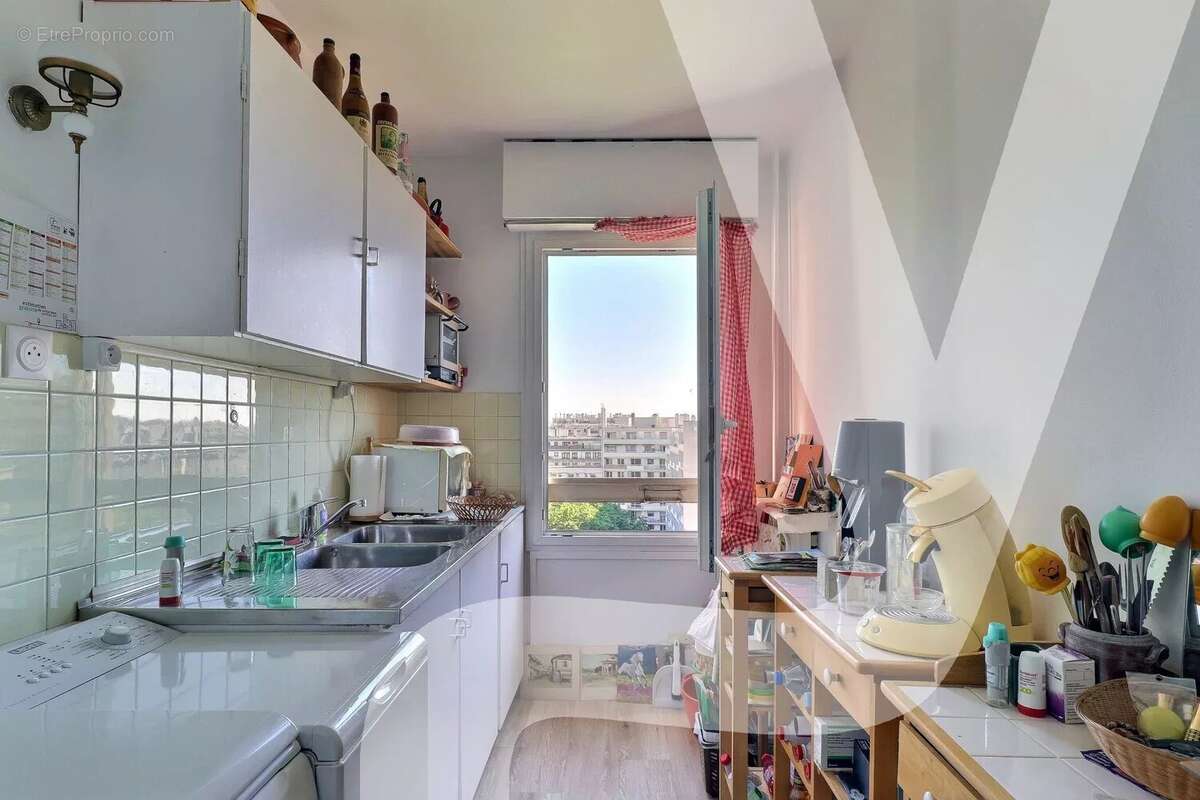 Appartement à PARIS-12E