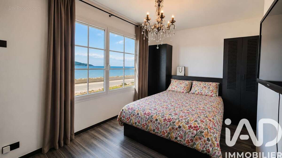 Maison 100 m² à Rivedoux-Plage  - photo 4