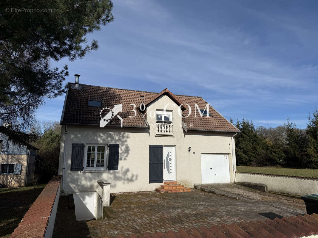 Maison à SANCHEY