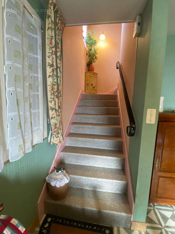 Maison à DUN-LE-PALESTEL