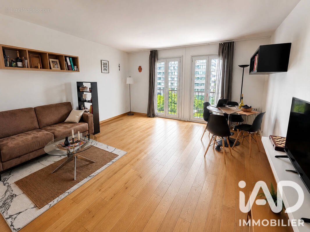 Photo 1 - Appartement à NEUILLY-SUR-SEINE