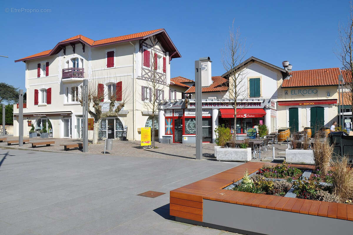 Parking à ANGLET