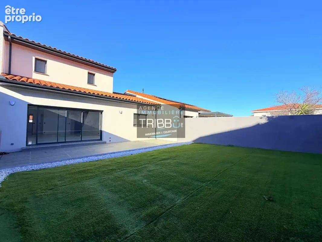 Villa neuve t4 avec jardin et garage à passa   proche thuir - photo 4