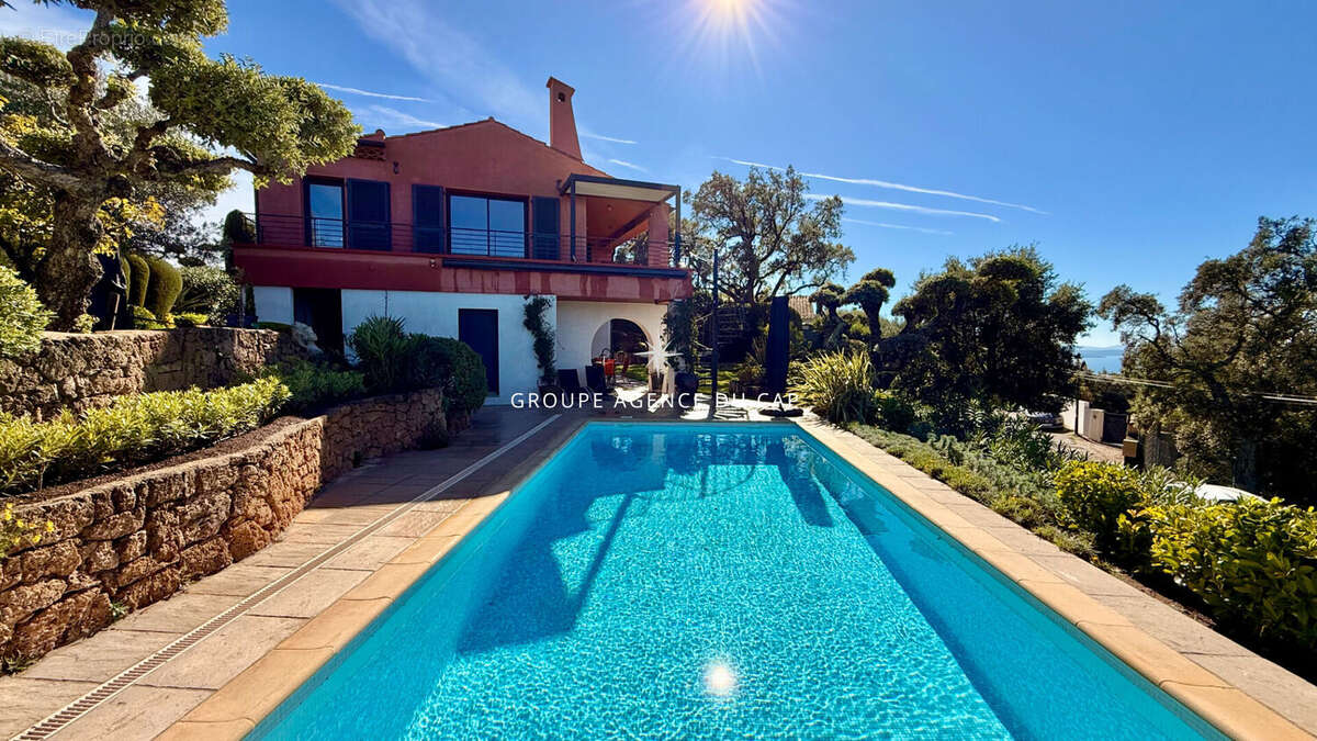 Maison à LES ISSAMBRES