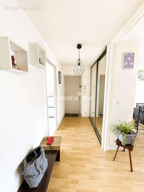 Appartement 70 m² à Sedan  - photo 3