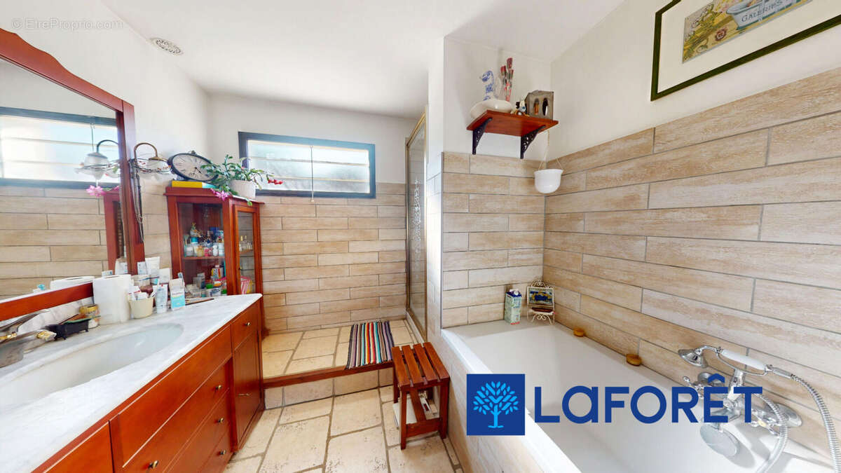 Maison à ATHIS-MONS