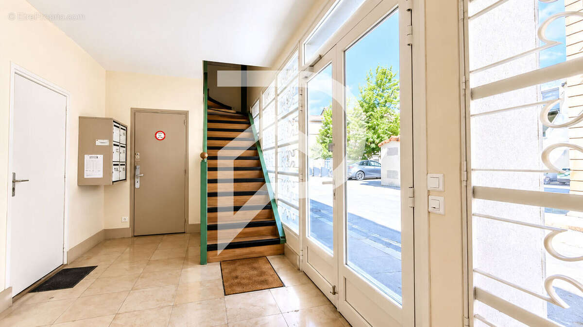 Appartement Mazamet 3 Pièces avec stationnement - photo 8