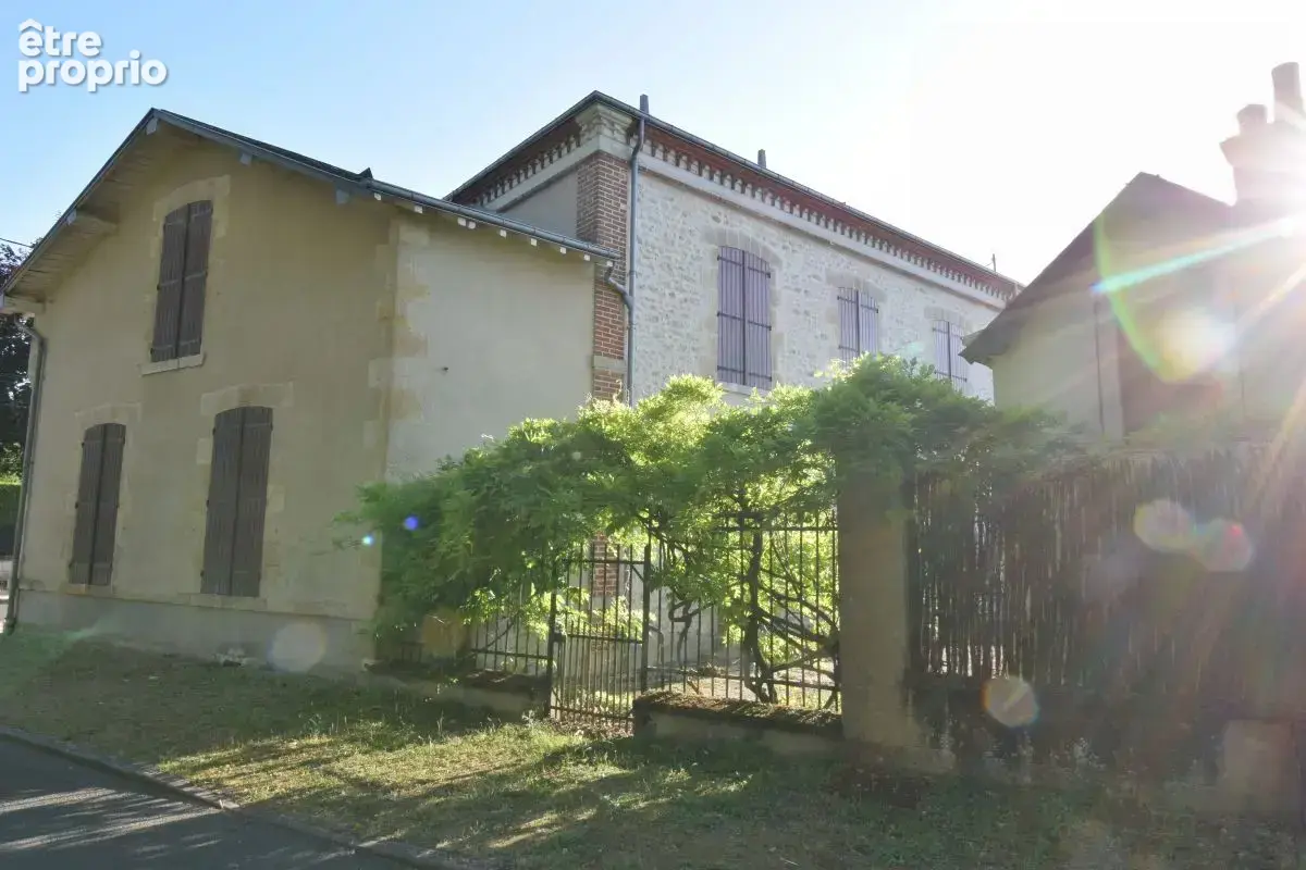 Maison 194 m² à Neuville-Aux-Bois  - photo 3
