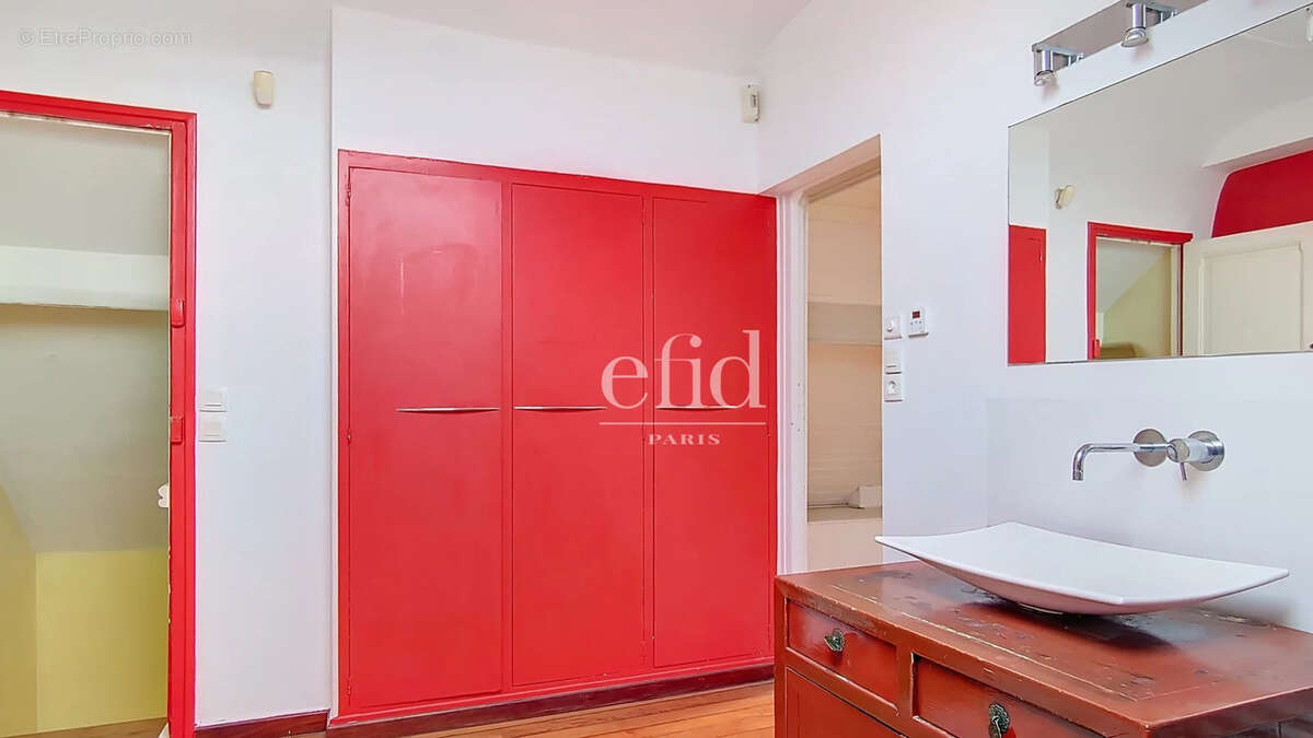 Maison à SARTROUVILLE