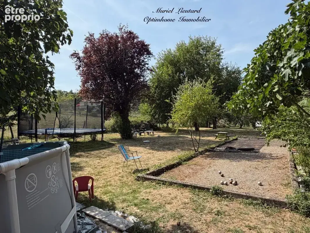 Maison 9 pieces 200 m2 - dependances - photo 12